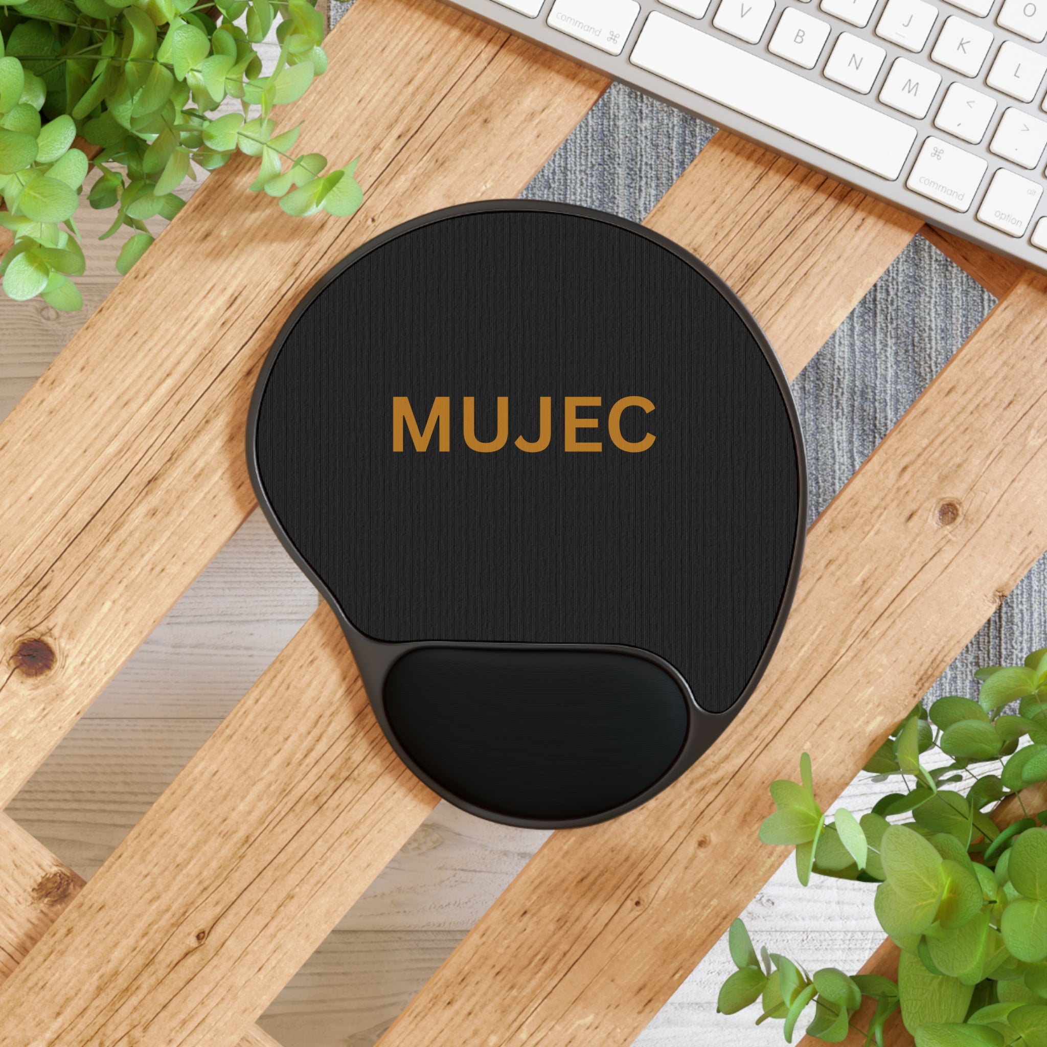 MUJEC Ergonomic Mouse Pad with Wrist Rest — Black & Gold Comfort Pad