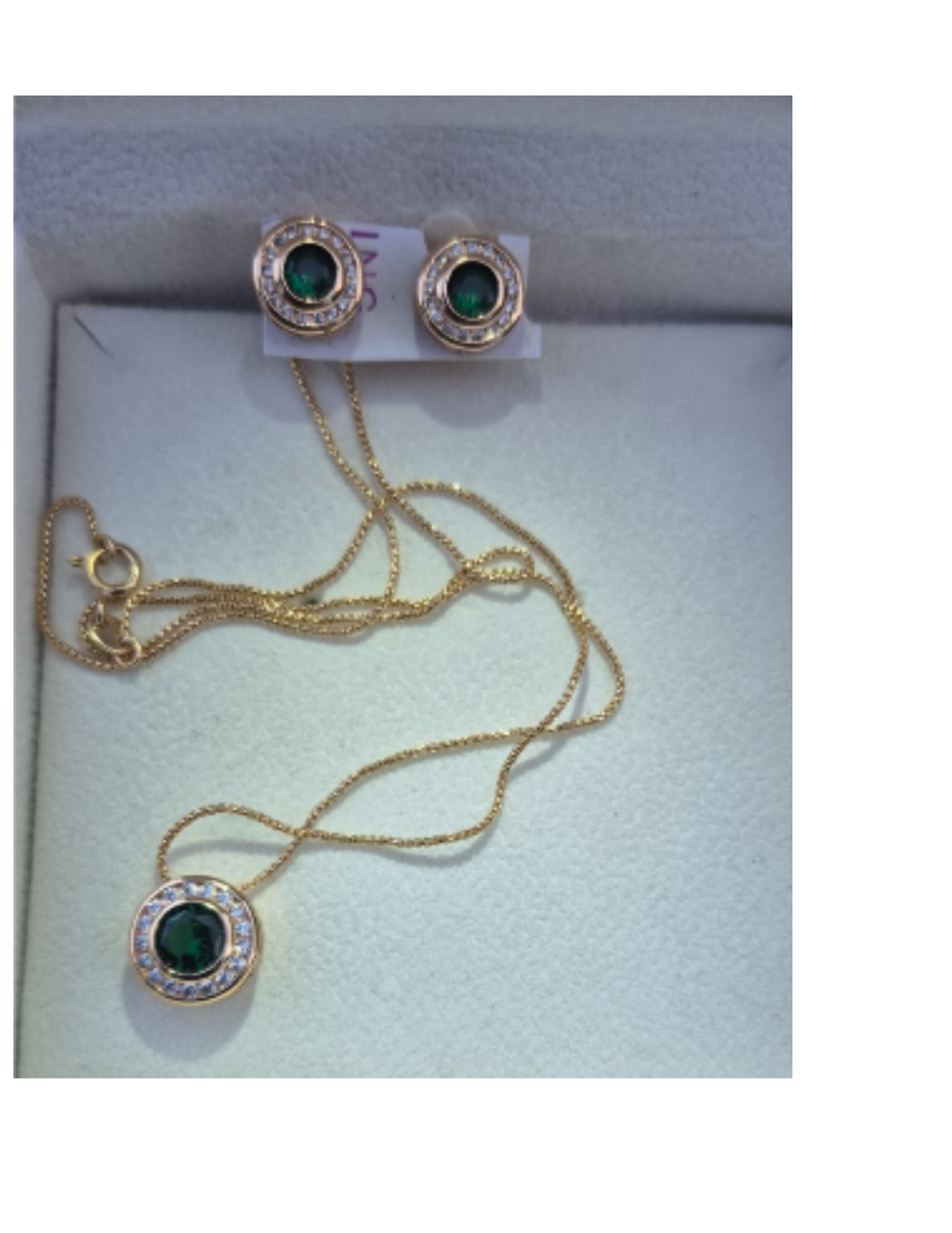 Elegant Gold Jewelry Set – Necklace & Earrings
